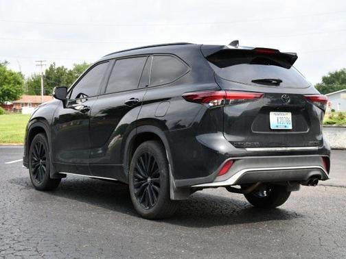 2024 Toyota Highlander XSE