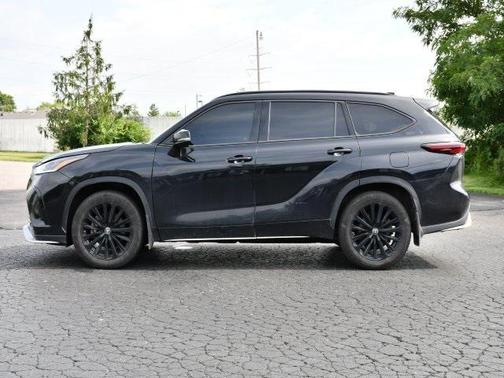 2024 Toyota Highlander XSE