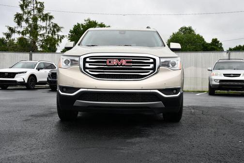 Sparkling Silver Metallic 2017 GMC Acadia SLT-2