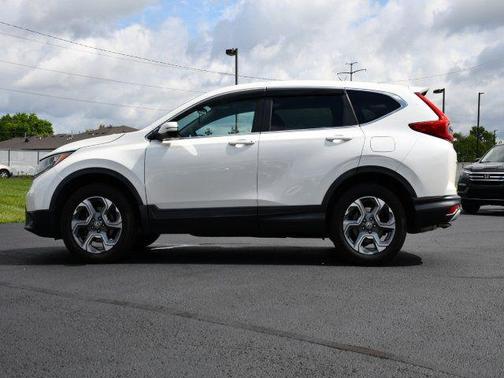 White Diamond Pearl 2017 Honda CR-V EX