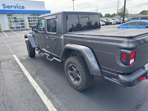 Granite Crystal Metallic Clearcoat 2023 Jeep Gladiator Rubicon