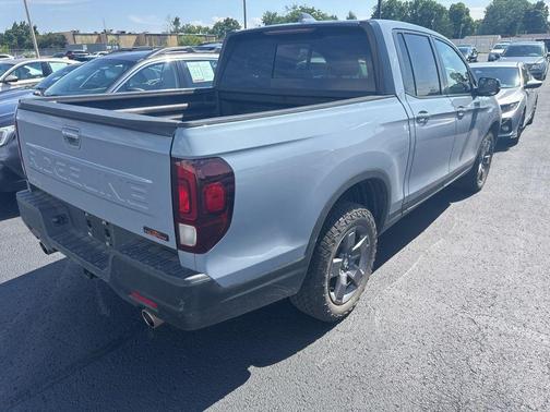Sonic Gray Pearl 2025 Honda Ridgeline TrailSport