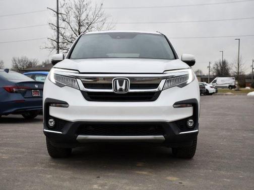 2022 Honda Pilot Touring 8-Passenger