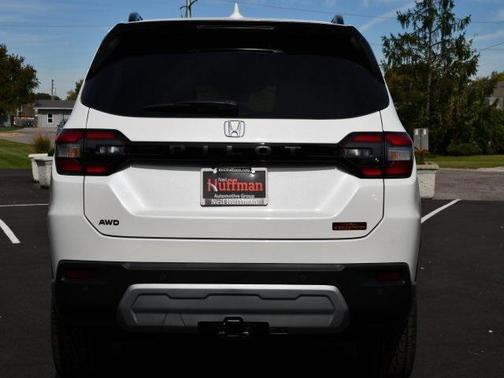 2025 Honda Pilot TrailSport
