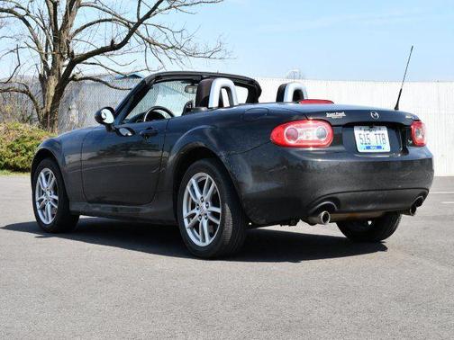 2010 Mazda MX-5 Miata Sport