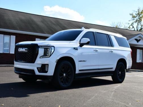 2021 GMC Yukon XL SLT