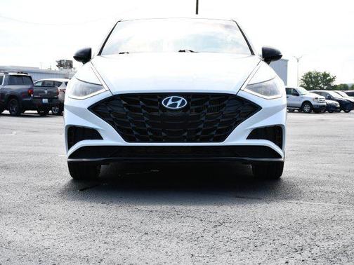 Quartz White 2021 Hyundai SONATA SEL Plus