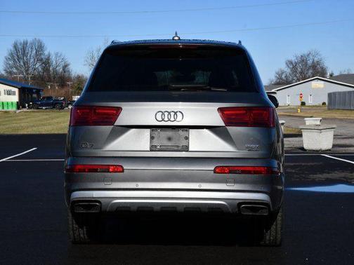 2018 Audi Q7 3.0T Premium Plus