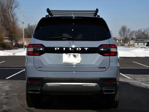 2026 Honda Pilot Touring 8-Passenger