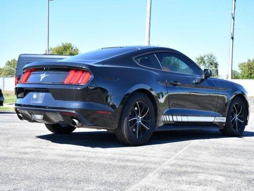 2017 Ford Mustang V6