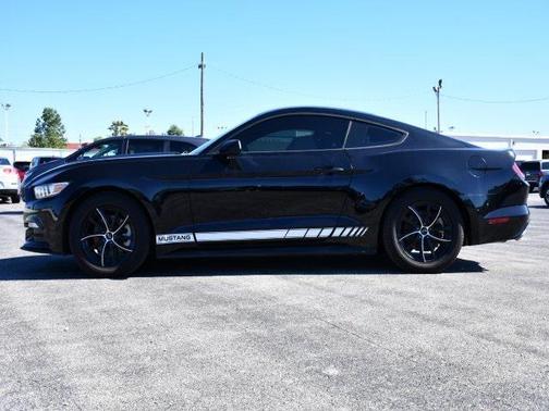 2017 Ford Mustang V6
