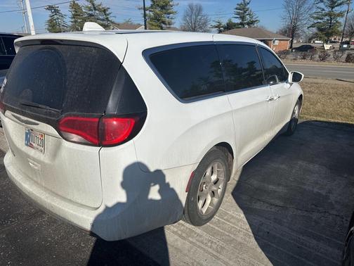 2019 Chrysler Pacifica Touring Plus