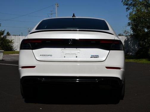 2024 Honda Accord Hybrid Base