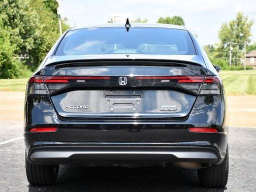 2024 Honda Accord Hybrid Base