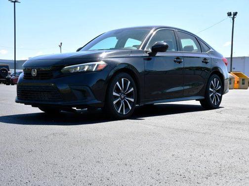 Crystal Black Pearl 2022 Honda Civic EX