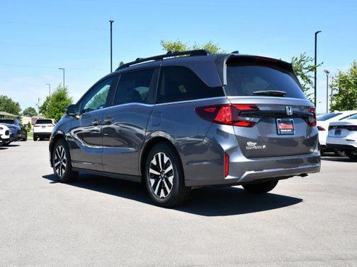 Modern Steel Metallic 2026 Honda Odyssey EX-L