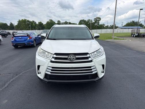 Blizzard Pearl 2019 Toyota Highlander XLE