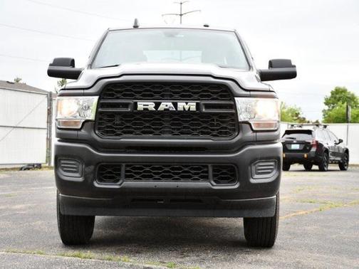 2021 RAM 2500 Tradesman Crew Cab 4x4 6'4' Box
