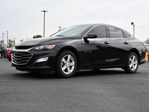 Mosaic Black Metallic 2022 Chevrolet Malibu 1LS
