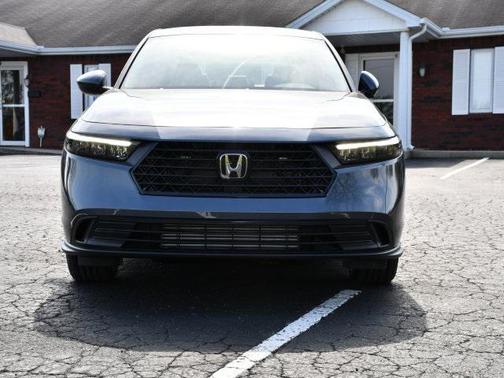 2025 Honda Accord LX 1.5T