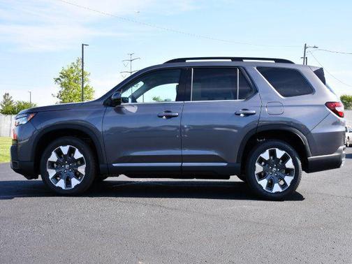Modern Steel Metallic 2026 Honda Pilot Elite