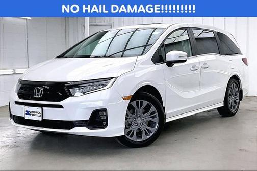 Platinum White Pearl 2025 Honda Odyssey