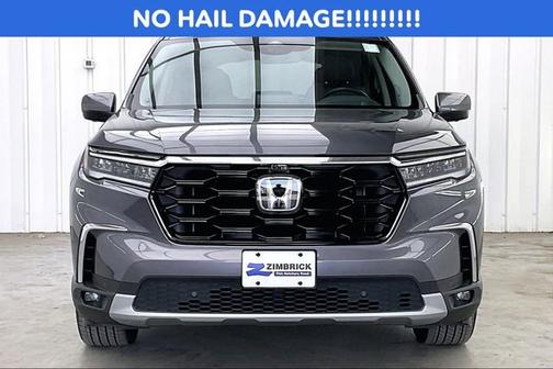 Modern Steel Metallic 2025 Honda Pilot