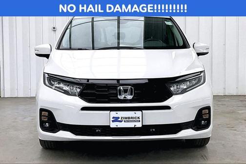 Platinum White Pearl 2025 Honda Odyssey
