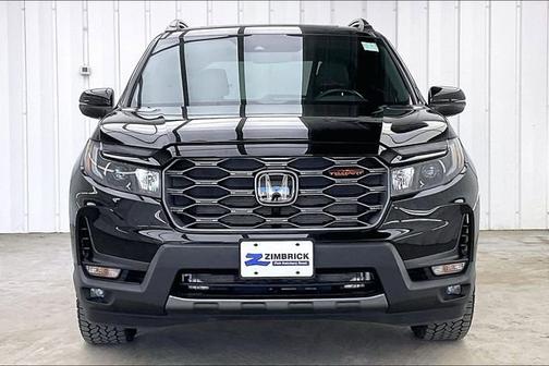 Crystal Black Pearl 2024 Honda Passport