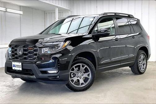 Crystal Black Pearl 2024 Honda Passport