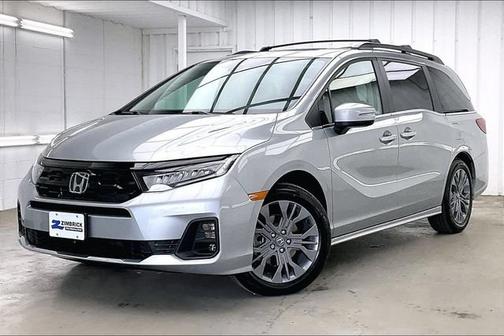 Solar Silver Metallic 2026 Honda Odyssey