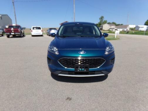 Blue 2020 Ford Escape SE