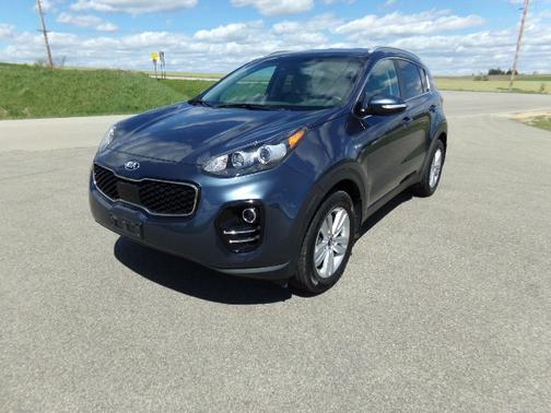 Blue 2018 Kia Sportage LX