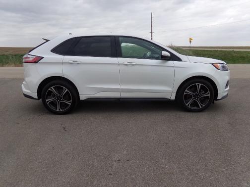 2020 Ford Edge ST