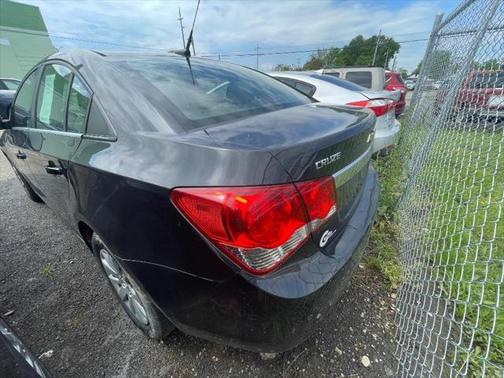 2013 Chevrolet Cruze LS