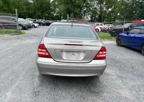 2005 Mercedes-Benz C-Class C240
