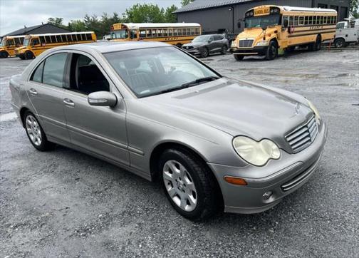 2005 Mercedes-Benz C-Class C240