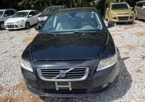 2010 Volvo S40 Base
