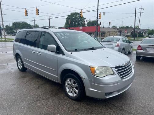 2012 Chrysler Town & Country Touring-L