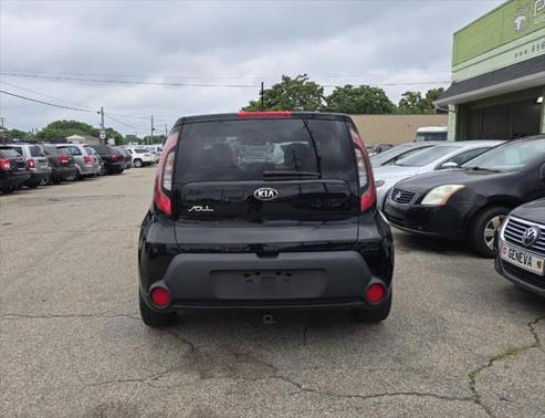 2016 Kia Soul Base