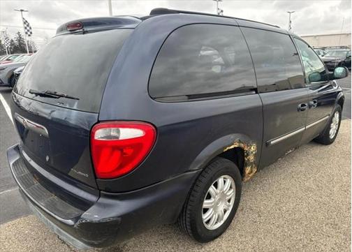 2006 Chrysler Town & Country Touring