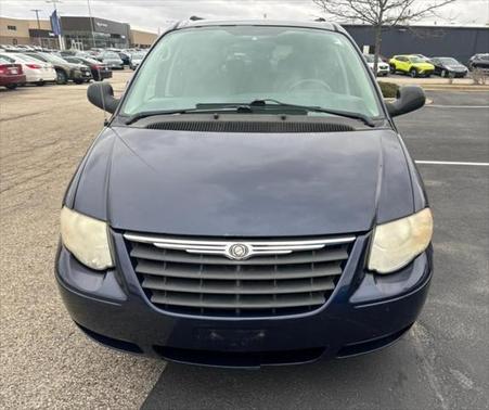2006 Chrysler Town & Country Touring