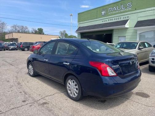 2012 Nissan Versa 1.6 S
