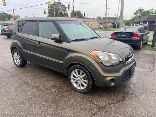 2012 Kia Soul +
