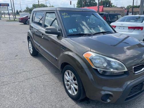 2013 Kia Soul +