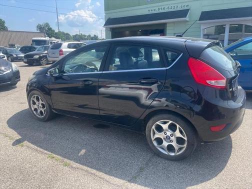 2011 Ford Fiesta SES