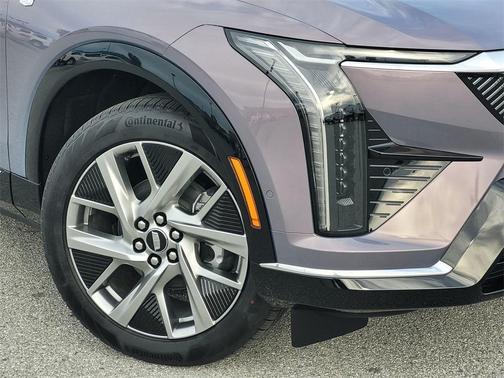 2026 Cadillac OPTIQ Luxury