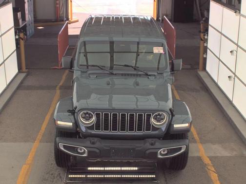 Anvil Clearcoat 2025 Jeep Wrangler 4xe Sahara