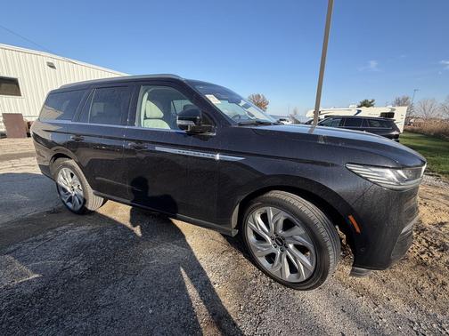 2025 Lincoln Navigator Reserve