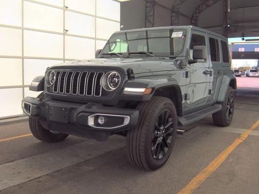 Anvil Clearcoat 2025 Jeep Wrangler 4xe Sahara
